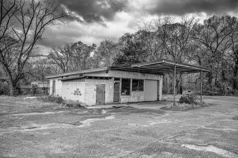 Abandoned Gas Station.jpg